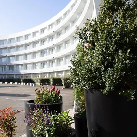 Clarion Paris Cdg Airport