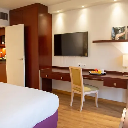 Clarion Paris Cdg Airport מלון 4*