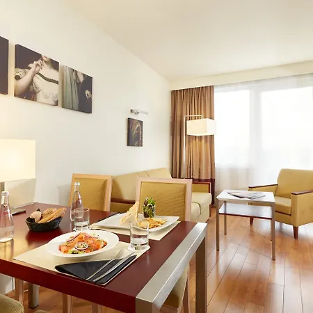 Clarion Paris Cdg Airport Hotell