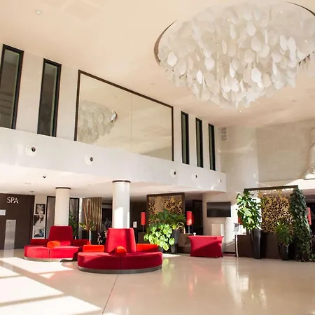 Clarion Paris Cdg Airport Hotell