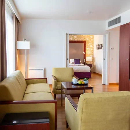 Отель Clarion Paris Cdg Airport 4*