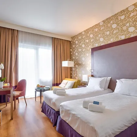 Clarion Paris Cdg Airport 4*
