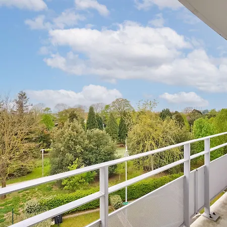 Hotel Clarion Paris Cdg Airport 4*
