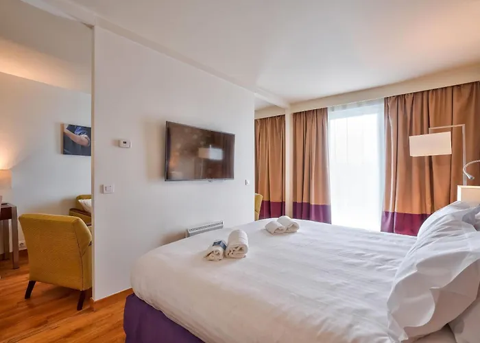 Отель Clarion Paris Cdg Airport