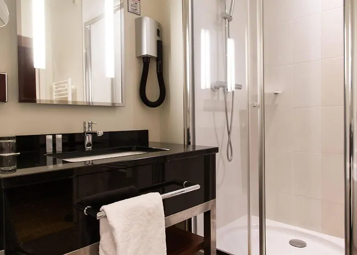 Clarion Paris Cdg Airport