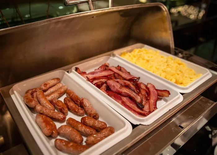 Clarion Paris Cdg Airport Отель