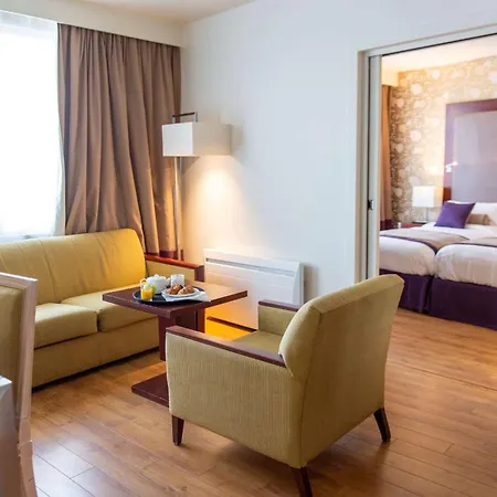Clarion Paris Cdg Airport Hotel 4*